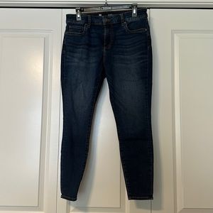 Great Condition Dark Wash Skinny Jean
